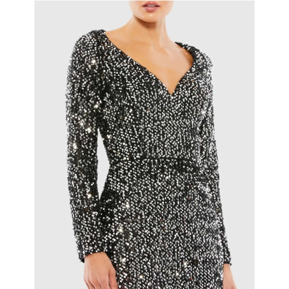 MAC DUGGAL Dress Size 16 Evening Gown Sequin NEW Black Silver V Neck Long Sleeve - Picture 6 of 7